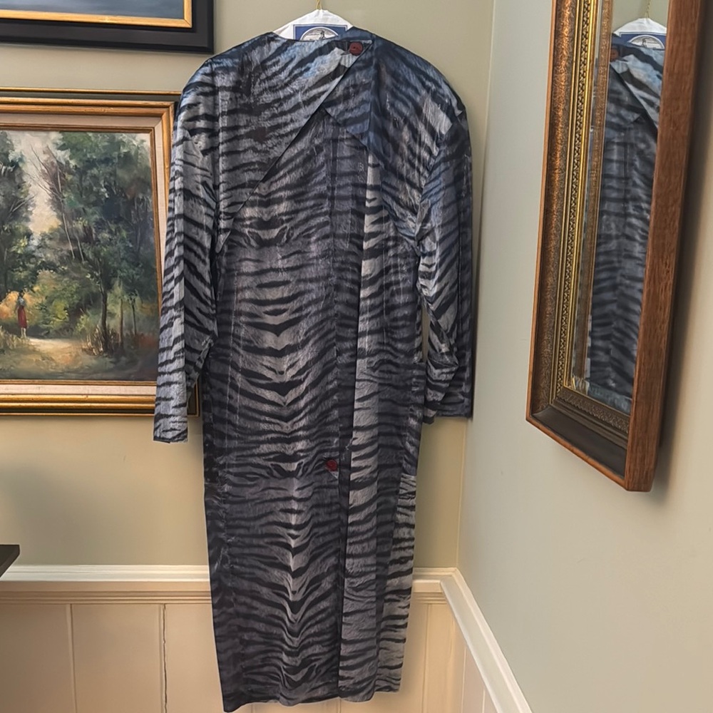 Mary McFadden Vintage Vtg Animal Print Gray Black Striped Coat Size 8 L XL